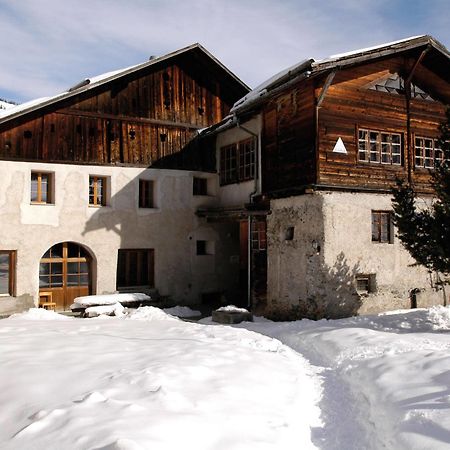 Sta-Maria Youth Hostel Santa Maria Val Muestair Buitenkant foto